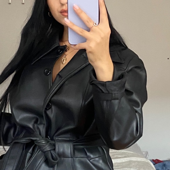 VINTAGE Faux Leather Belted Leather Jacket Size L - Picture 2 of 8